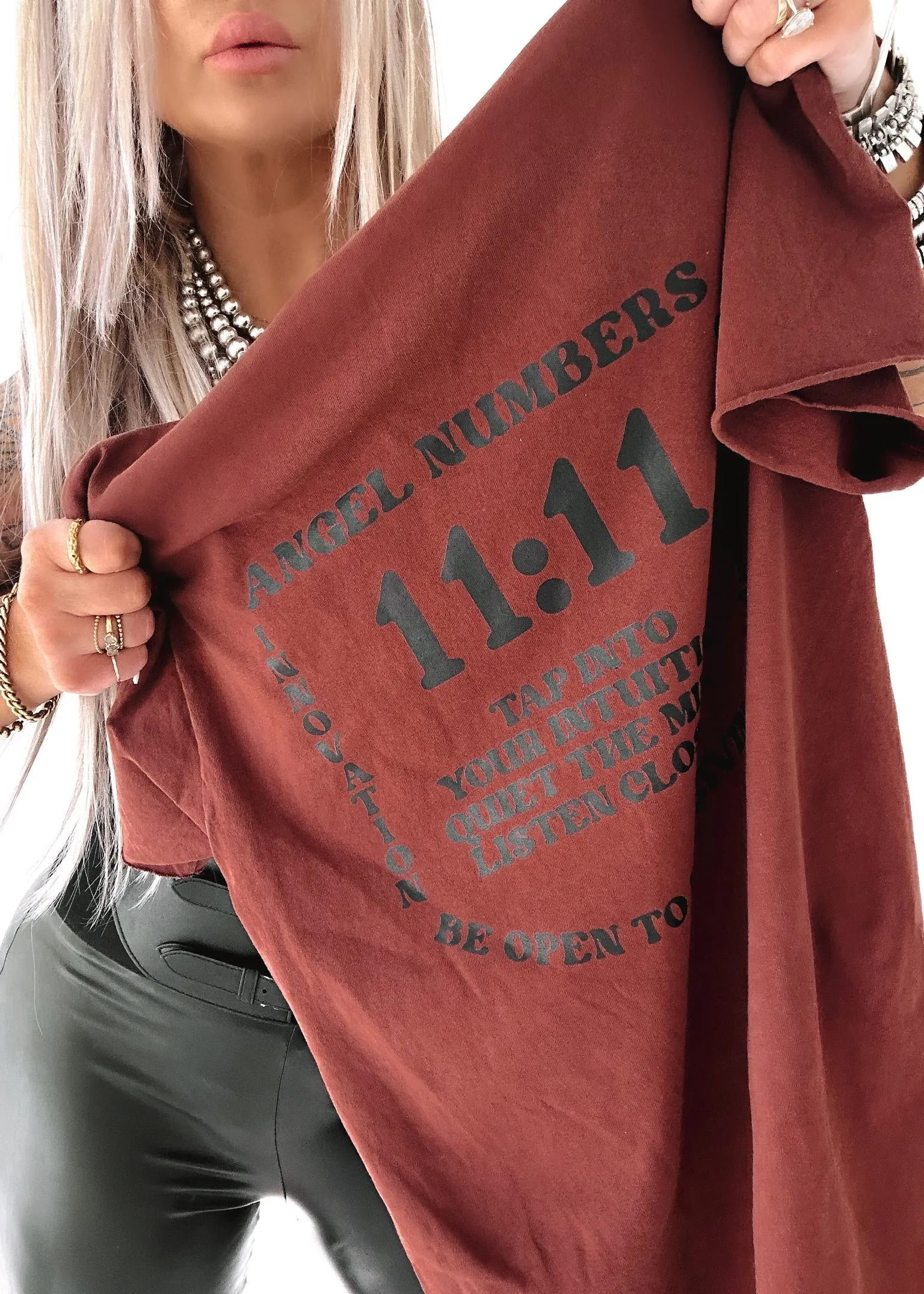 11:11 ANGEL NUMBERS SIDE SLIT TEE