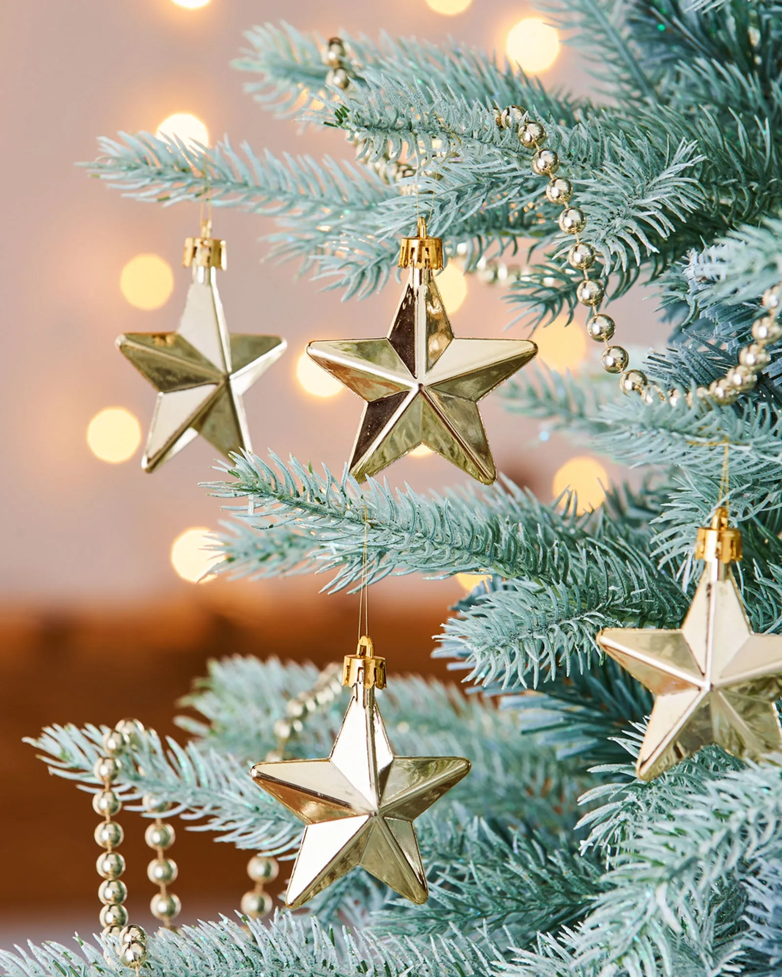 6 Pack of Hanging Stars, Gold, 7.5 cm