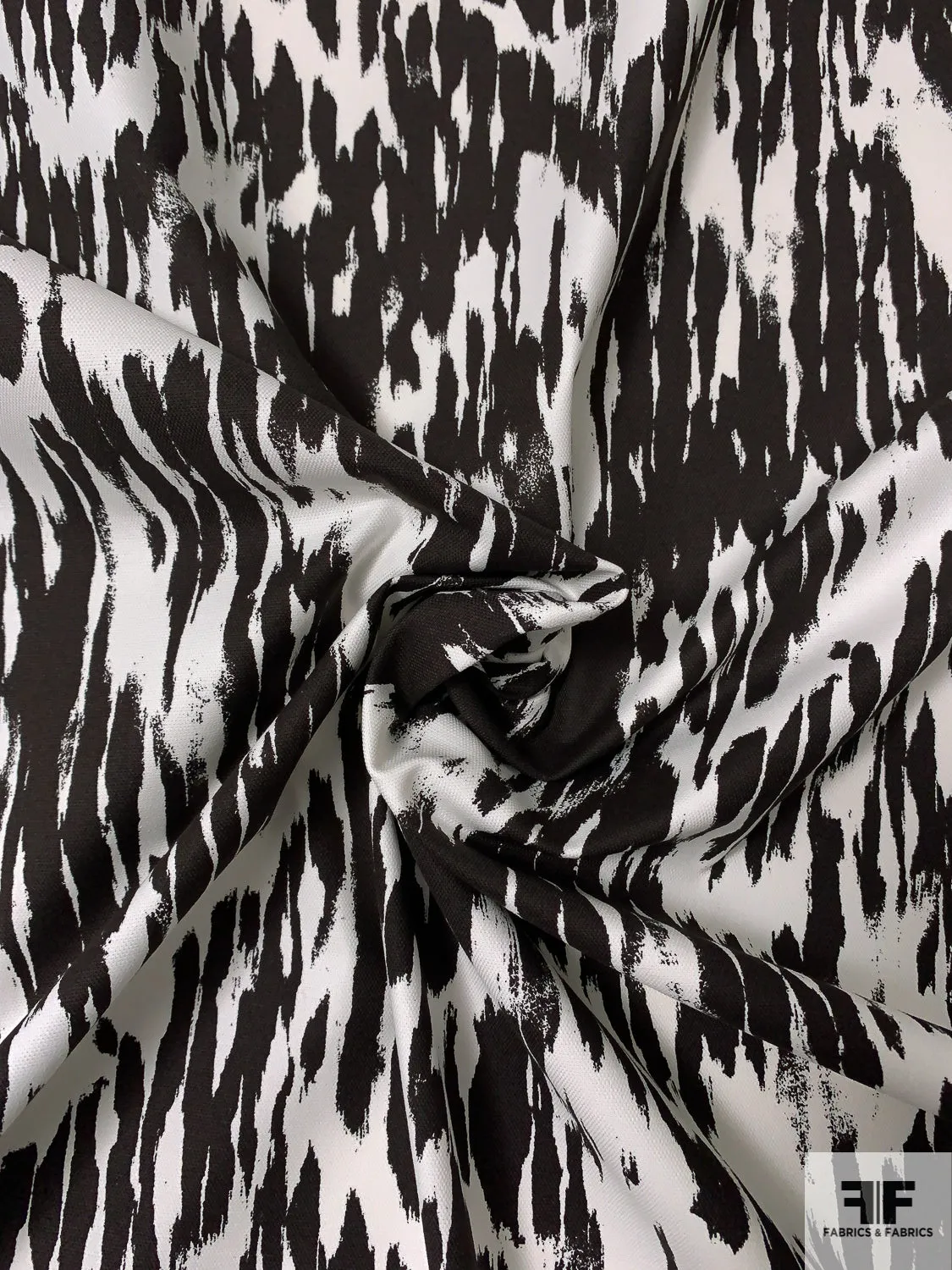Abstract Streaks Lightweight Printed Cotton Canvas - Darkest Espresso / Off-White