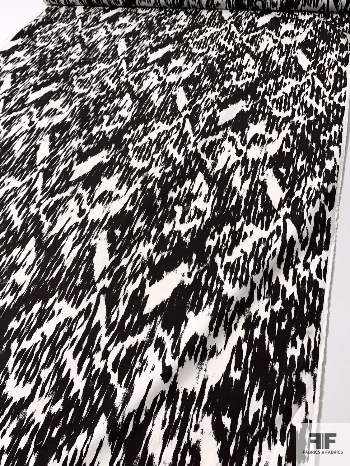 Abstract Streaks Lightweight Printed Cotton Canvas - Darkest Espresso / Off-White