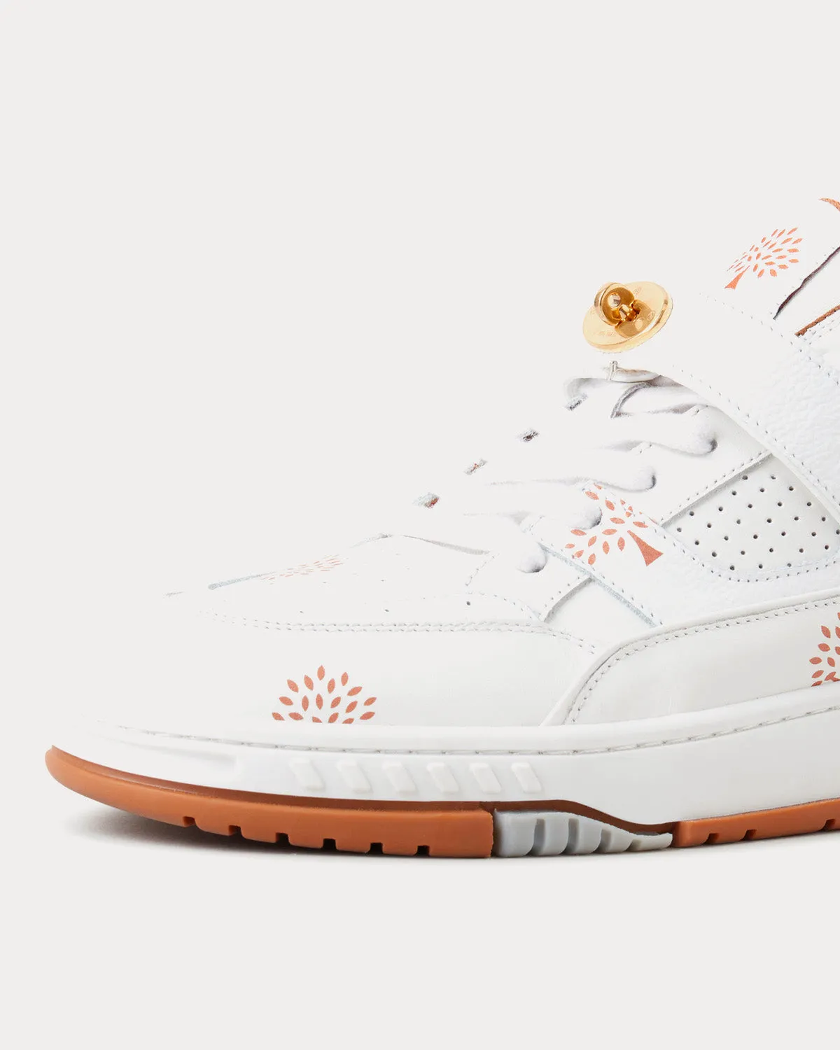 Area Lo White / Gum Low Top Sneakers