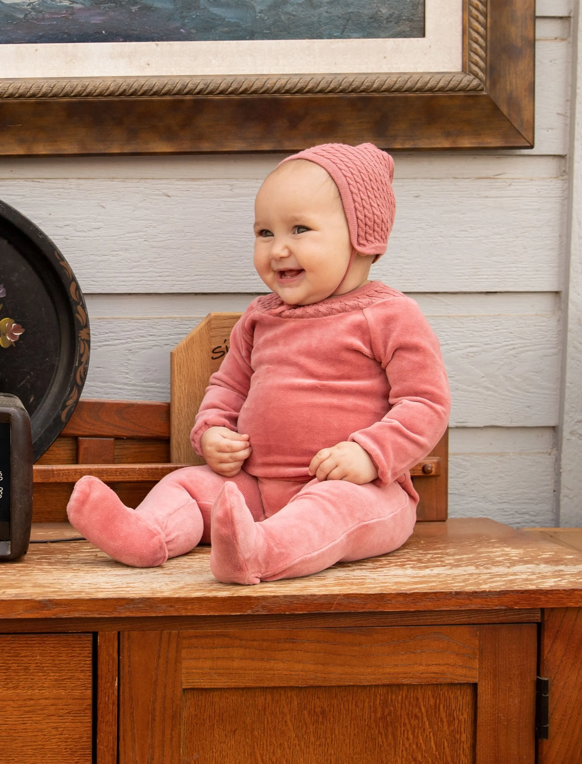 Bee and Dee Clay Pink Velour Knit Collar Footie and Bonnet