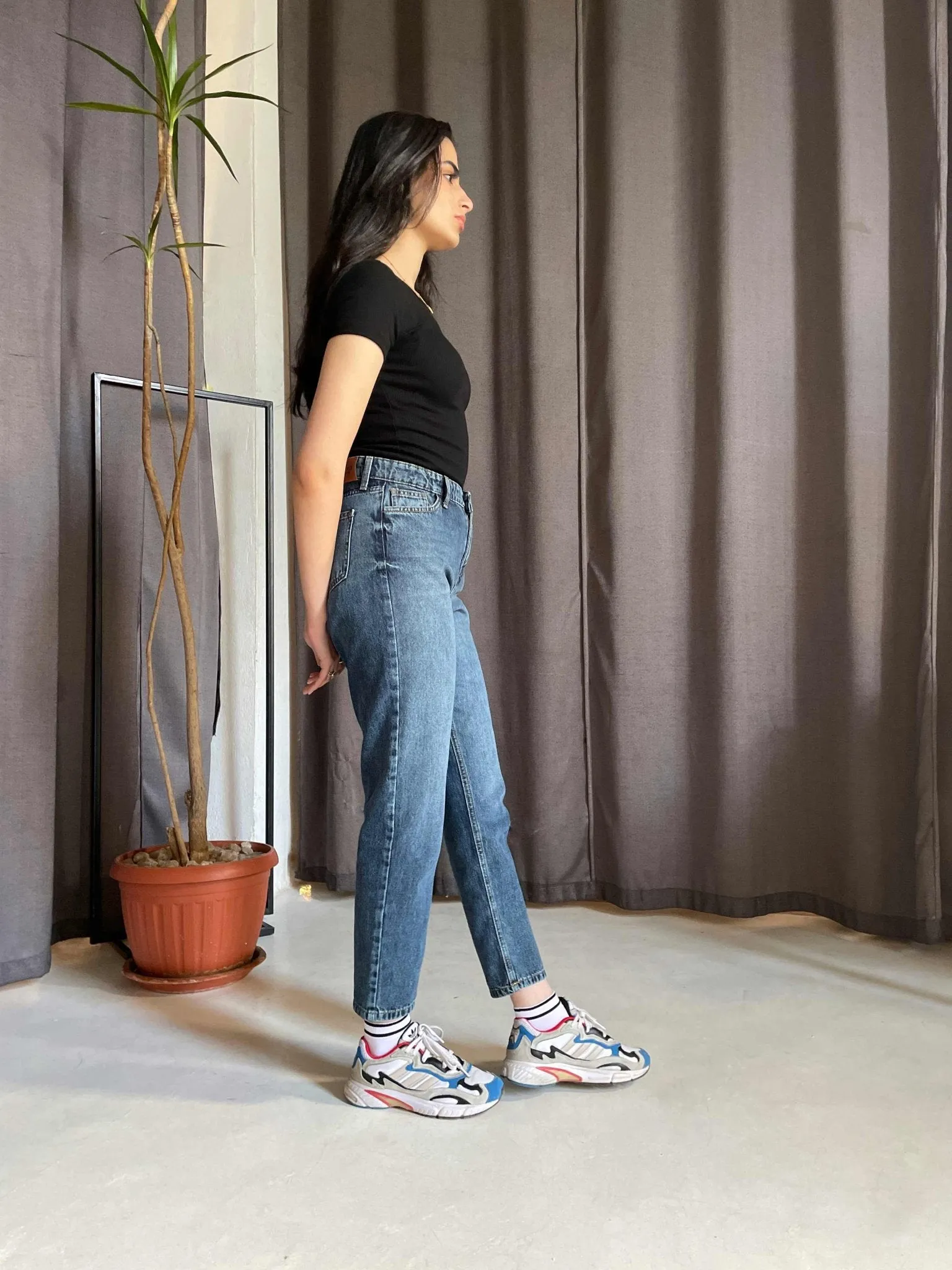 Dark Blue Mom-Fit Jeans.