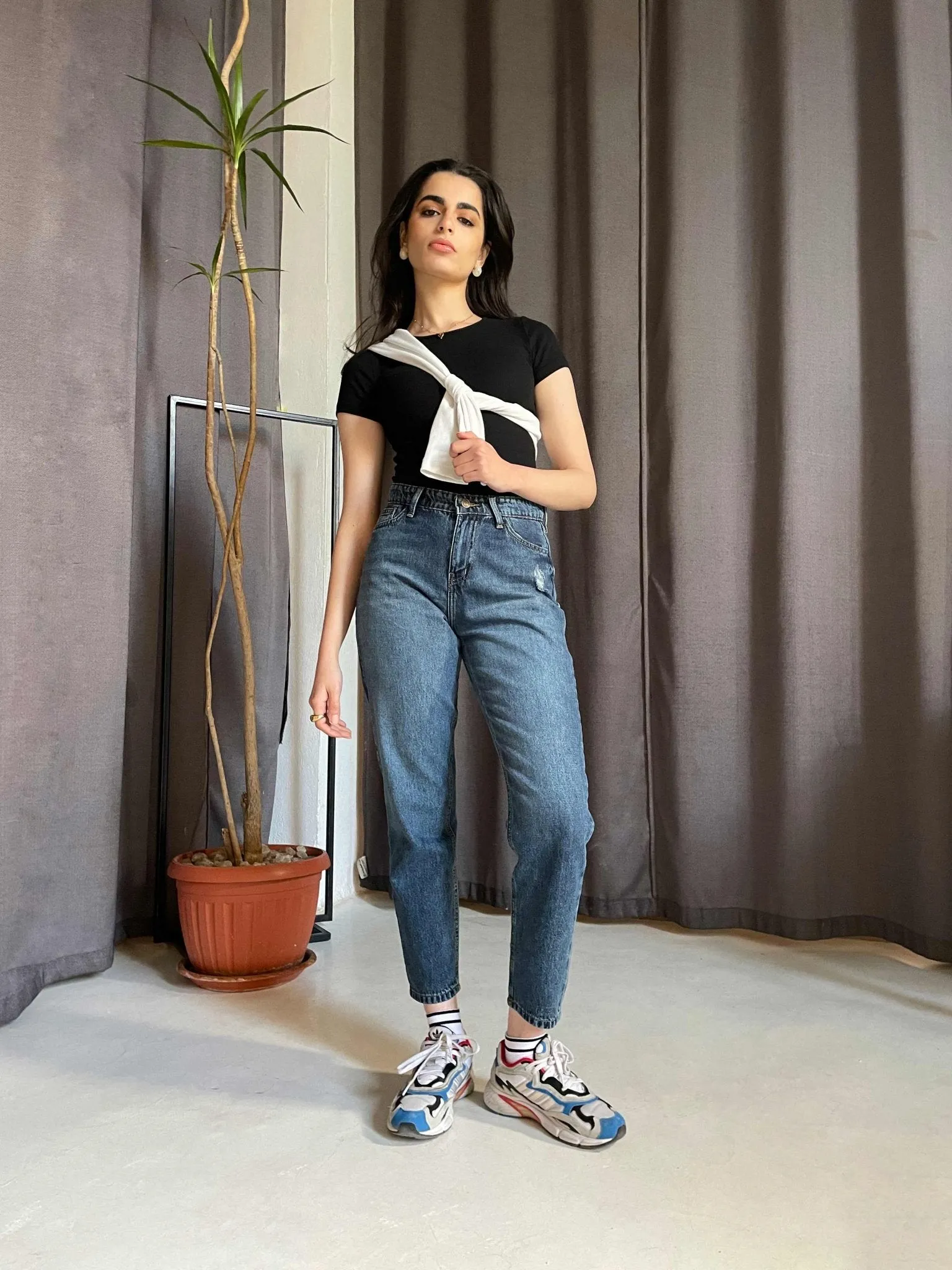 Dark Blue Mom-Fit Jeans.