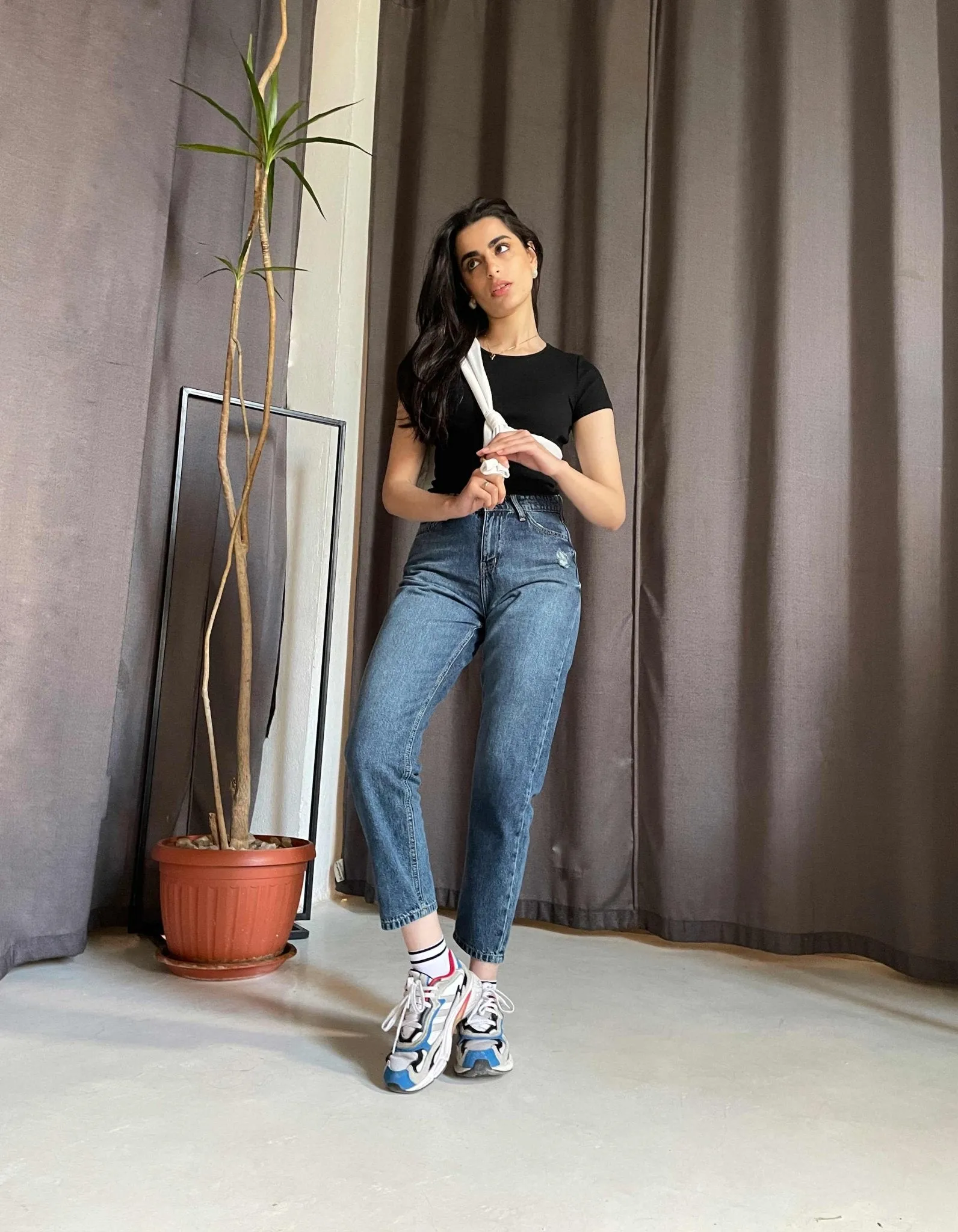 Dark Blue Mom-Fit Jeans.