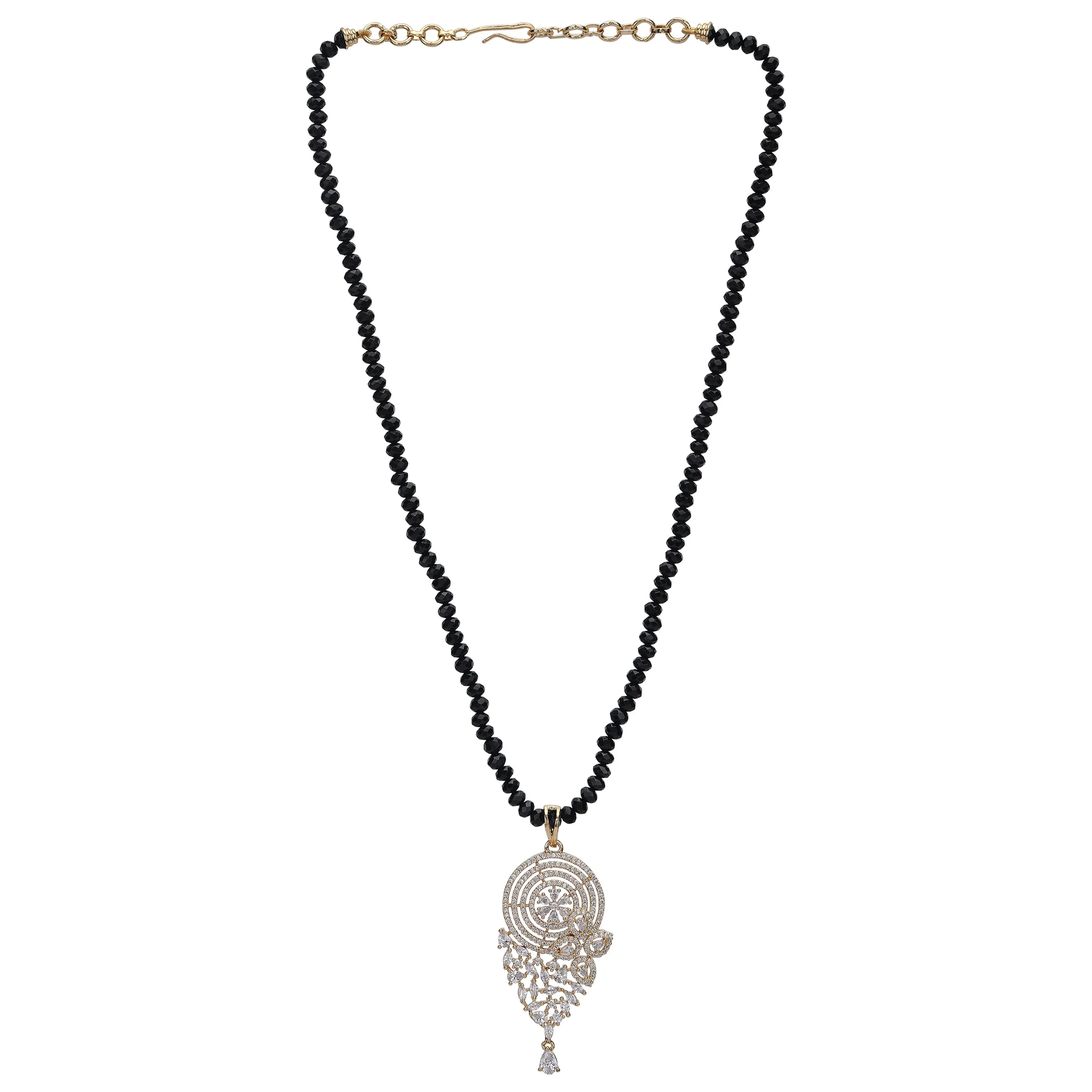Karuna Warnaja Zircon Pendant Set