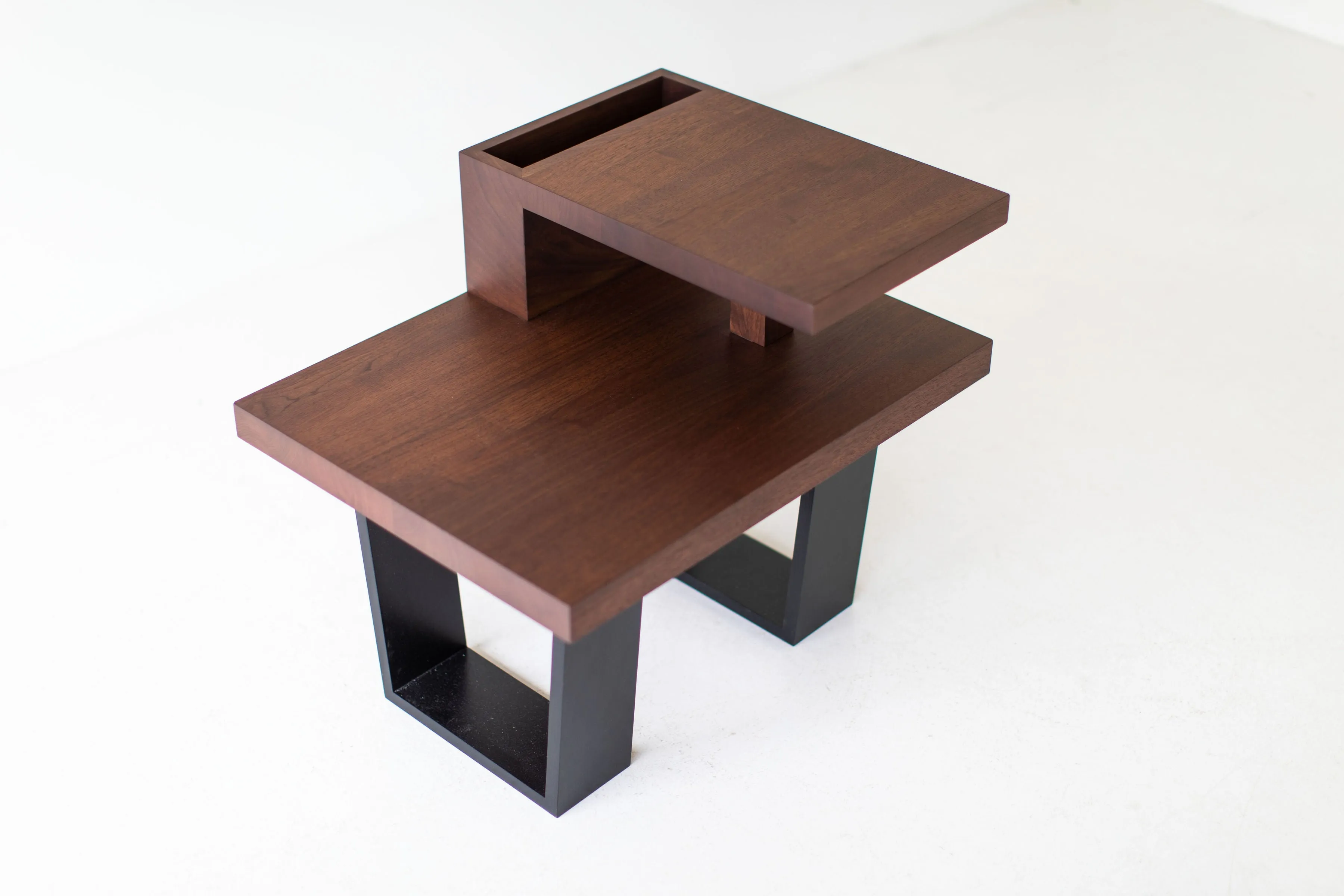 Modern Side Table - 0816