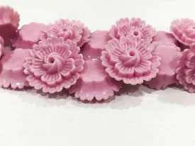 Pink Plastic Flower Stones (26 mm)