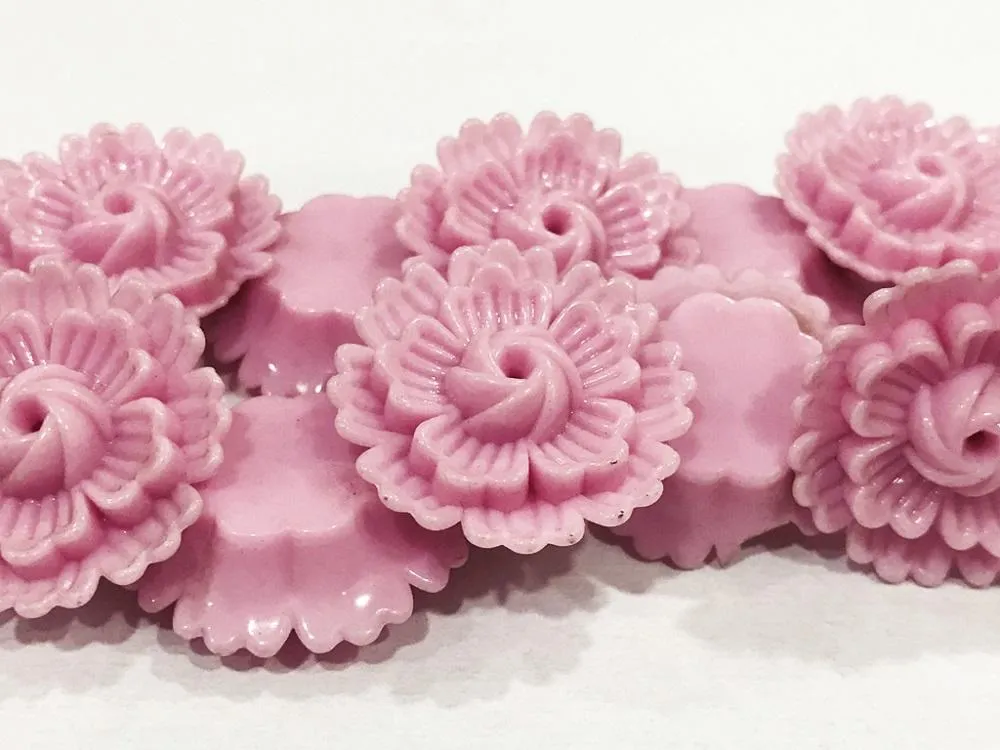 Pink Plastic Flower Stones (26 mm)