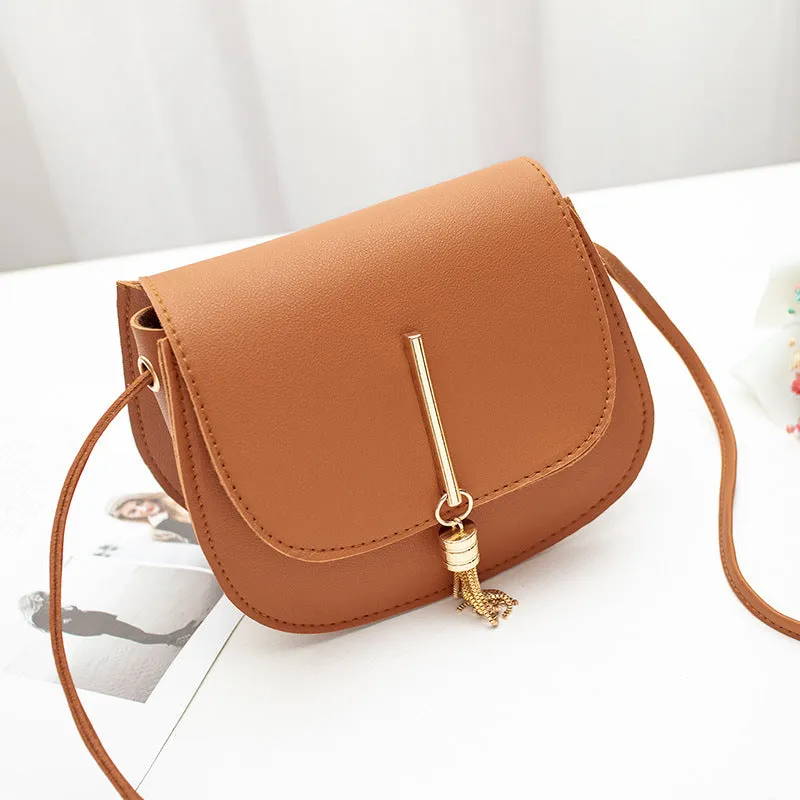 Round Shoulder Bag with Tassel - Stylish and Chic Design