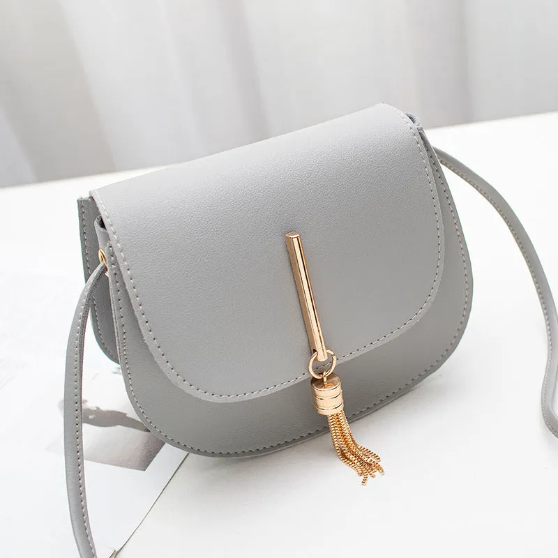 Round Shoulder Bag with Tassel - Stylish and Chic Design