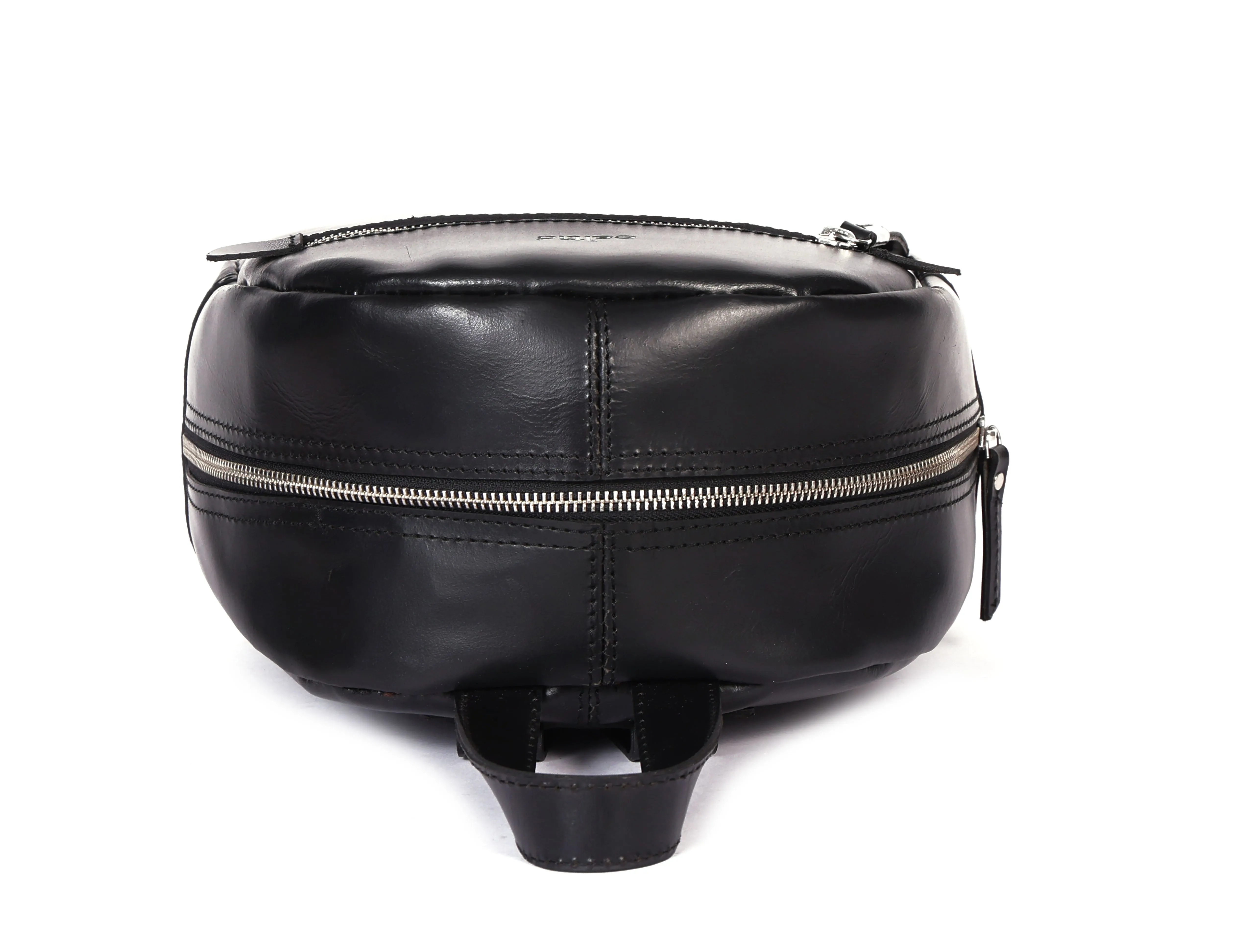 Stylish Small Leather Backpack: Durable & Chic Carryall, Art: BG-1575
