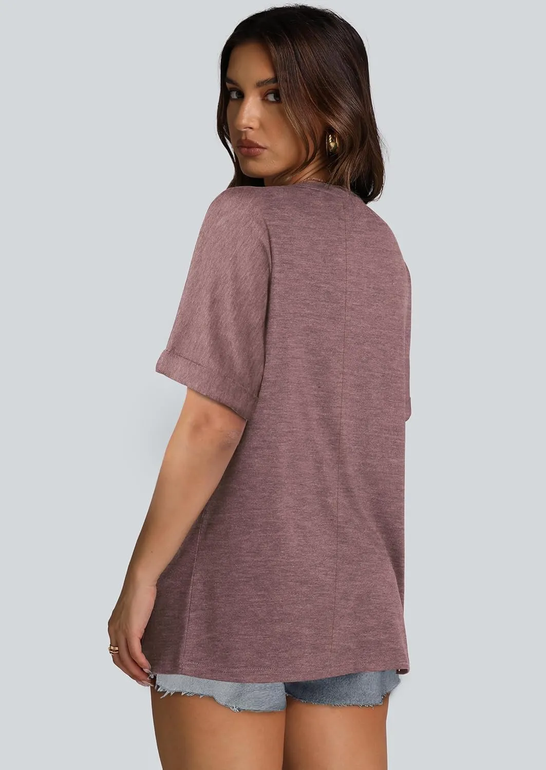WIHOLL Womens Oversized Tshirts Summer Tops 2025 Short Sleeve V Neck Shirts Outfits Plus Size Clothes